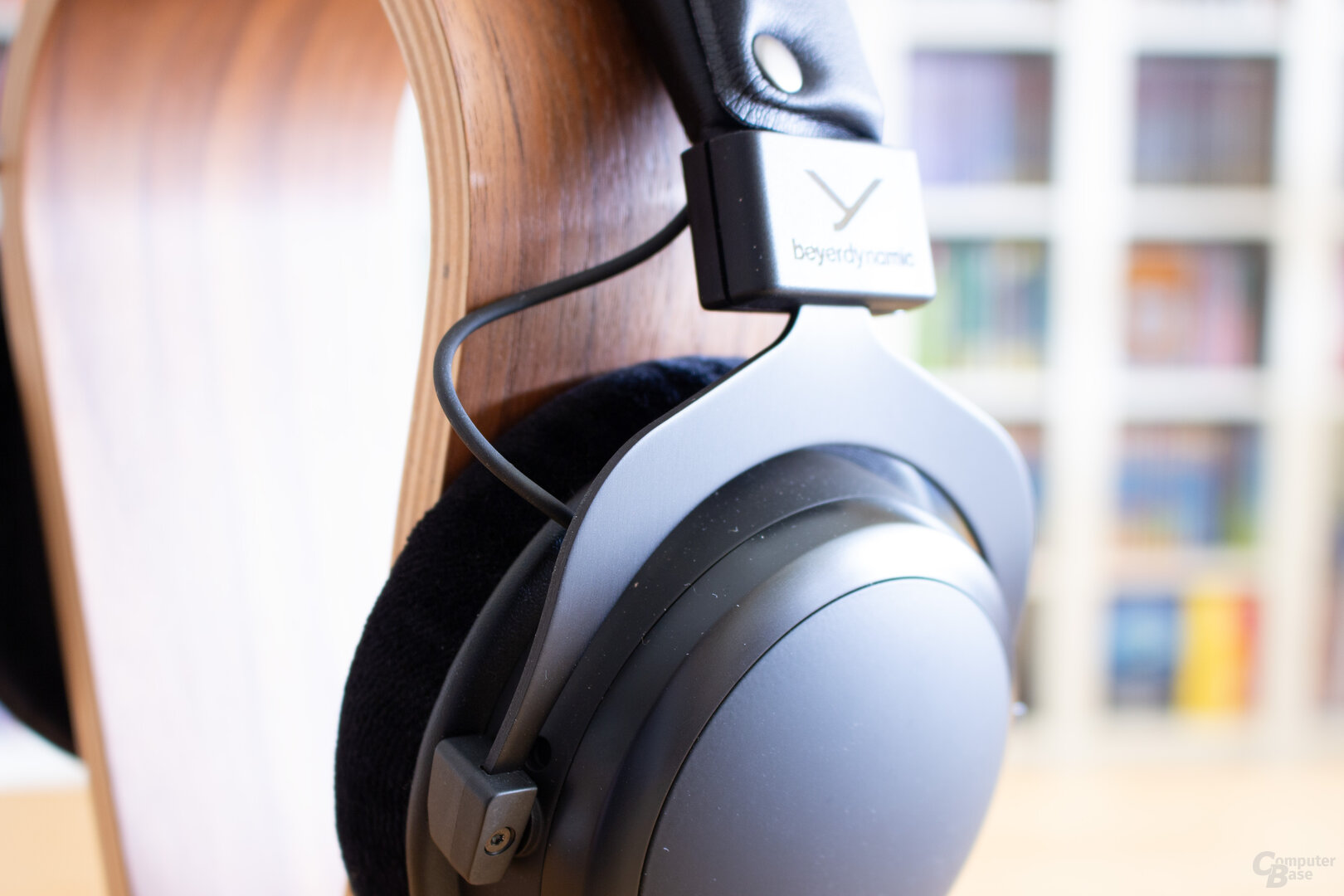 Mit den offen liegenden Kabel sollte beim Transport aufgepasst werden