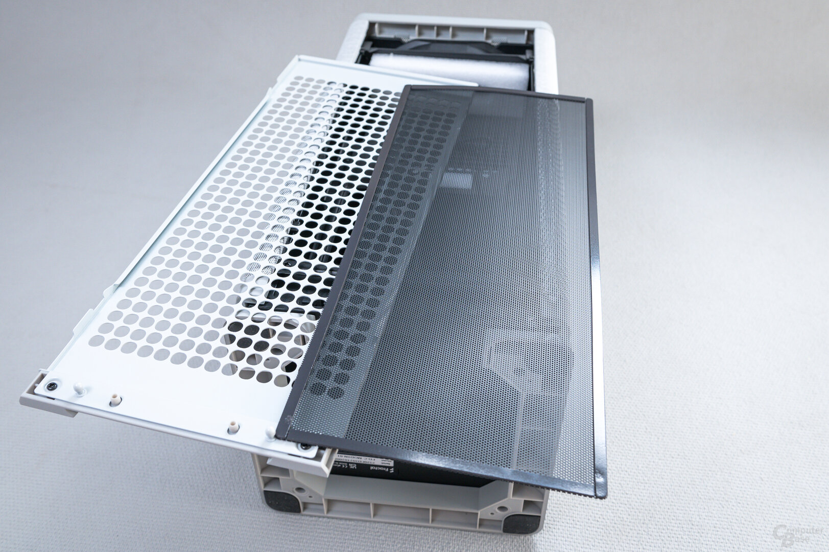 Fractal Design Mood im Test: Magnetischer Staubfilter