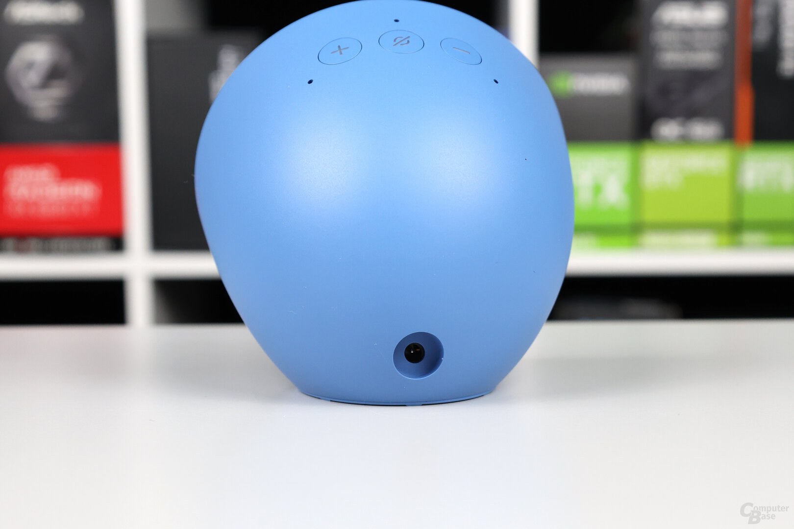 Stromanschluss des Echo Spot 2