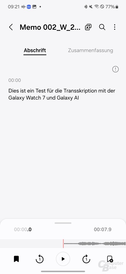 Die Transkription von Audioaufnahmen wird mit dem Galaxy-Smartphone synchronisiert