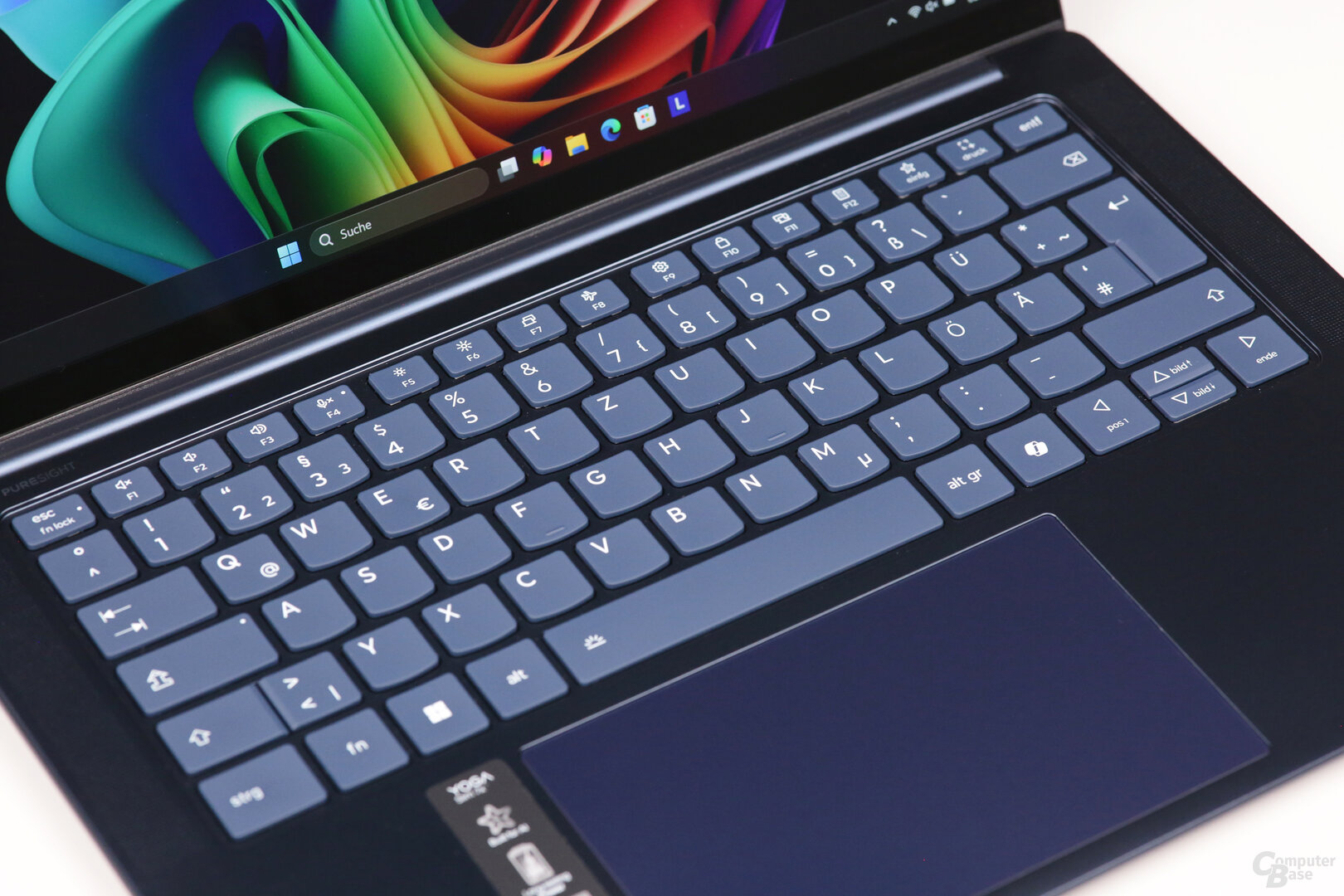 Lenovo holt sich mit klassischem Layout den Sieg