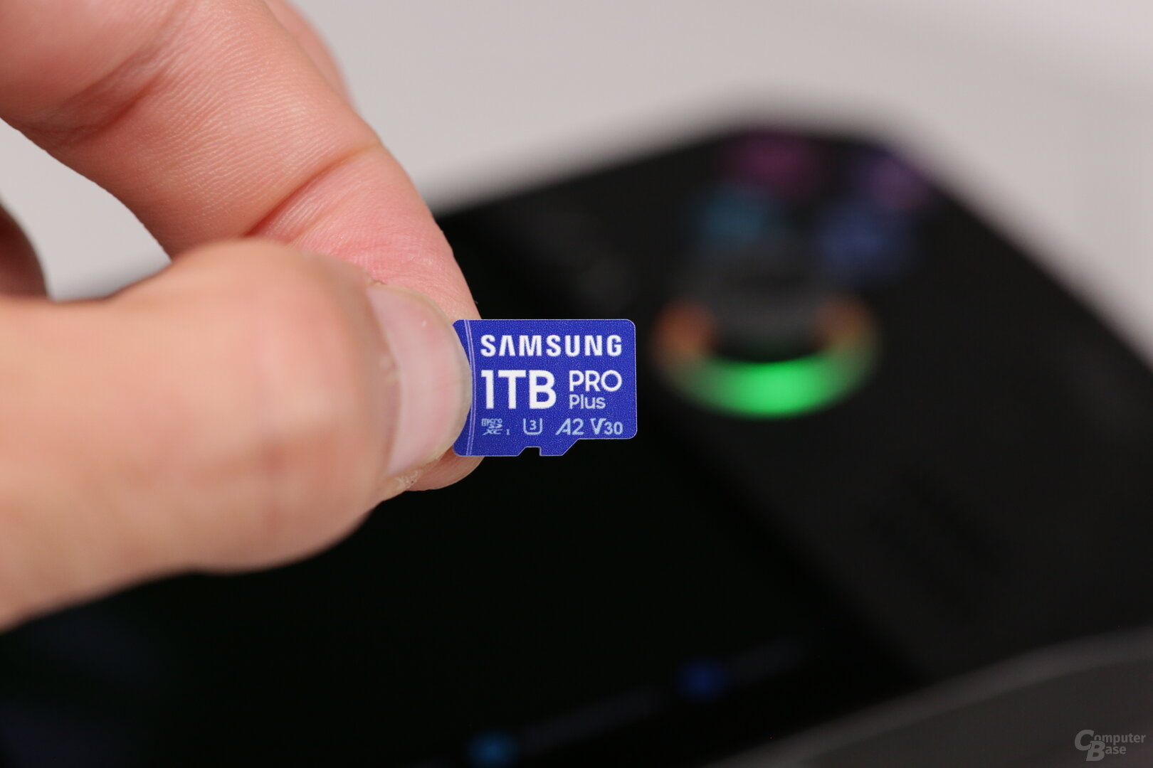Die neue Samsung Pro Plus microSD-Speicherkarte verspricht bis zu 180/130 MB/s lesend/schreibend
