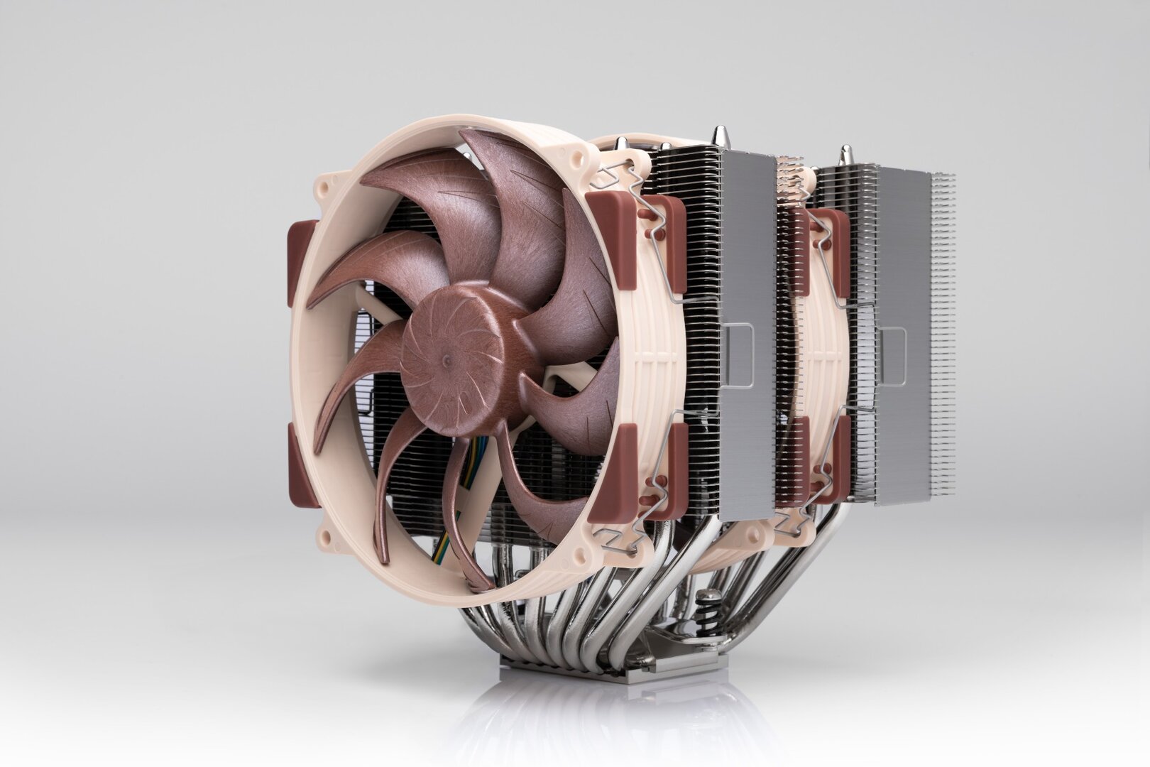 Die neuen Blenden des Noctua NH-D15 G2