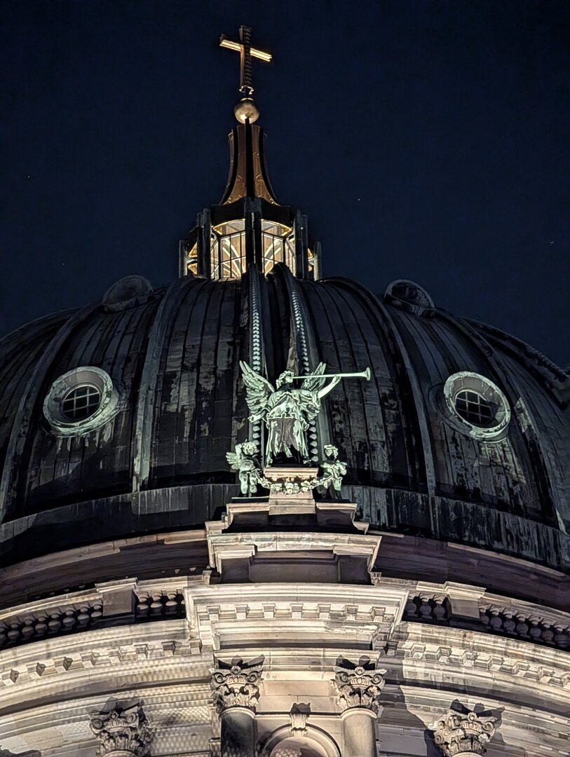 Pixel 9 Pro XL – Tele 5x (f/2.8, ISO 2761, 1/20 s)