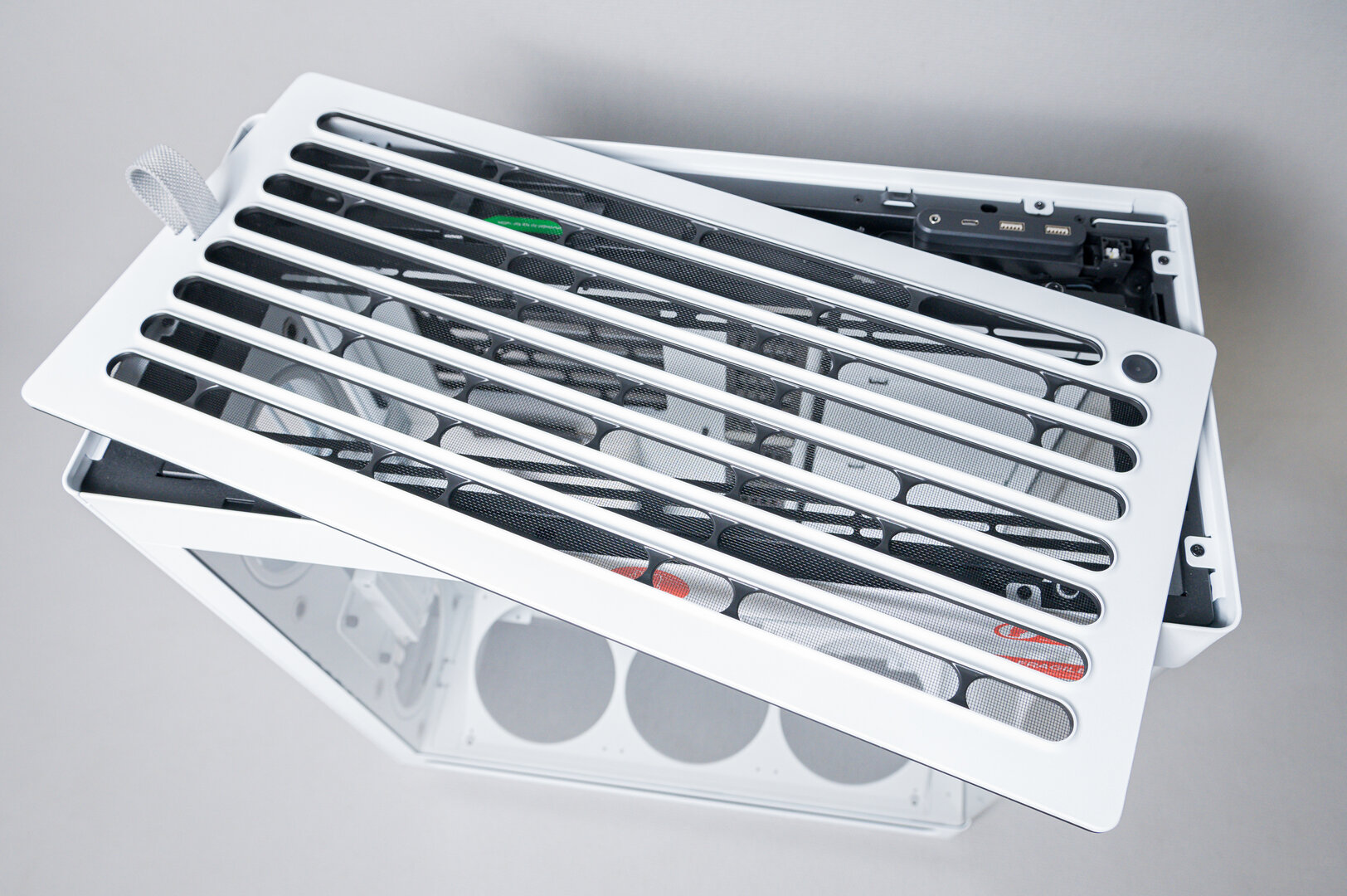 HAVN HS 420 VGPU im Test: Deckel hält magnetisch