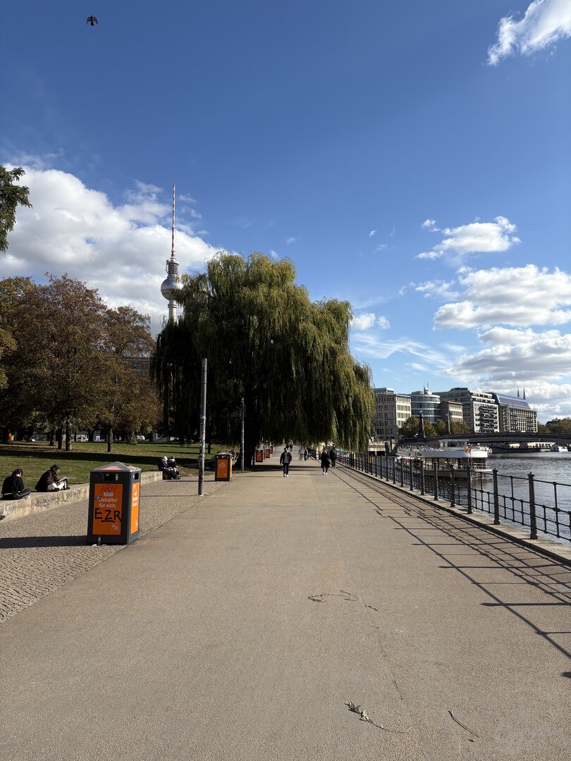 iPhone 16 – Weitwinkel (f/1.6, ISO 50, 1/3831 s)