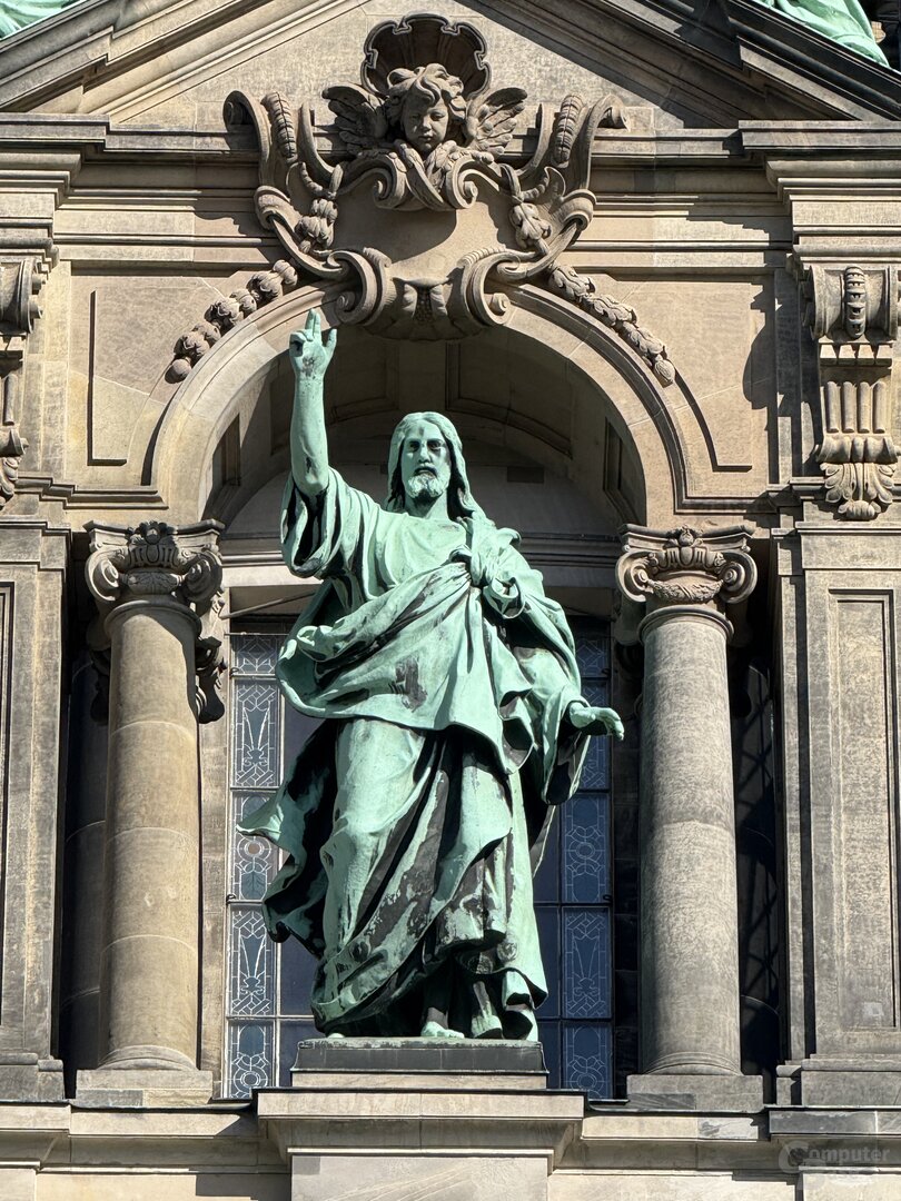 iPhone 16 Pro Max – Tele (10x) (f/2.8, ISO 64, 1/1422 s)