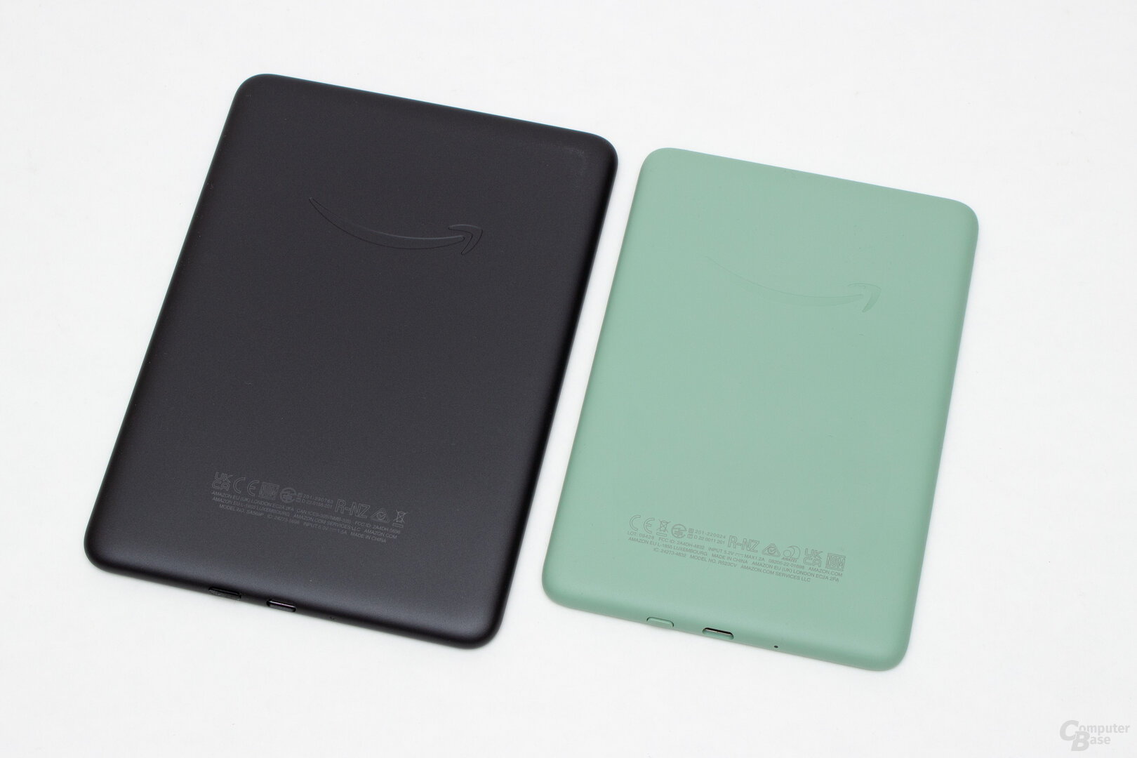Die Rückseite des Kindle und des Kindle Paperwhite