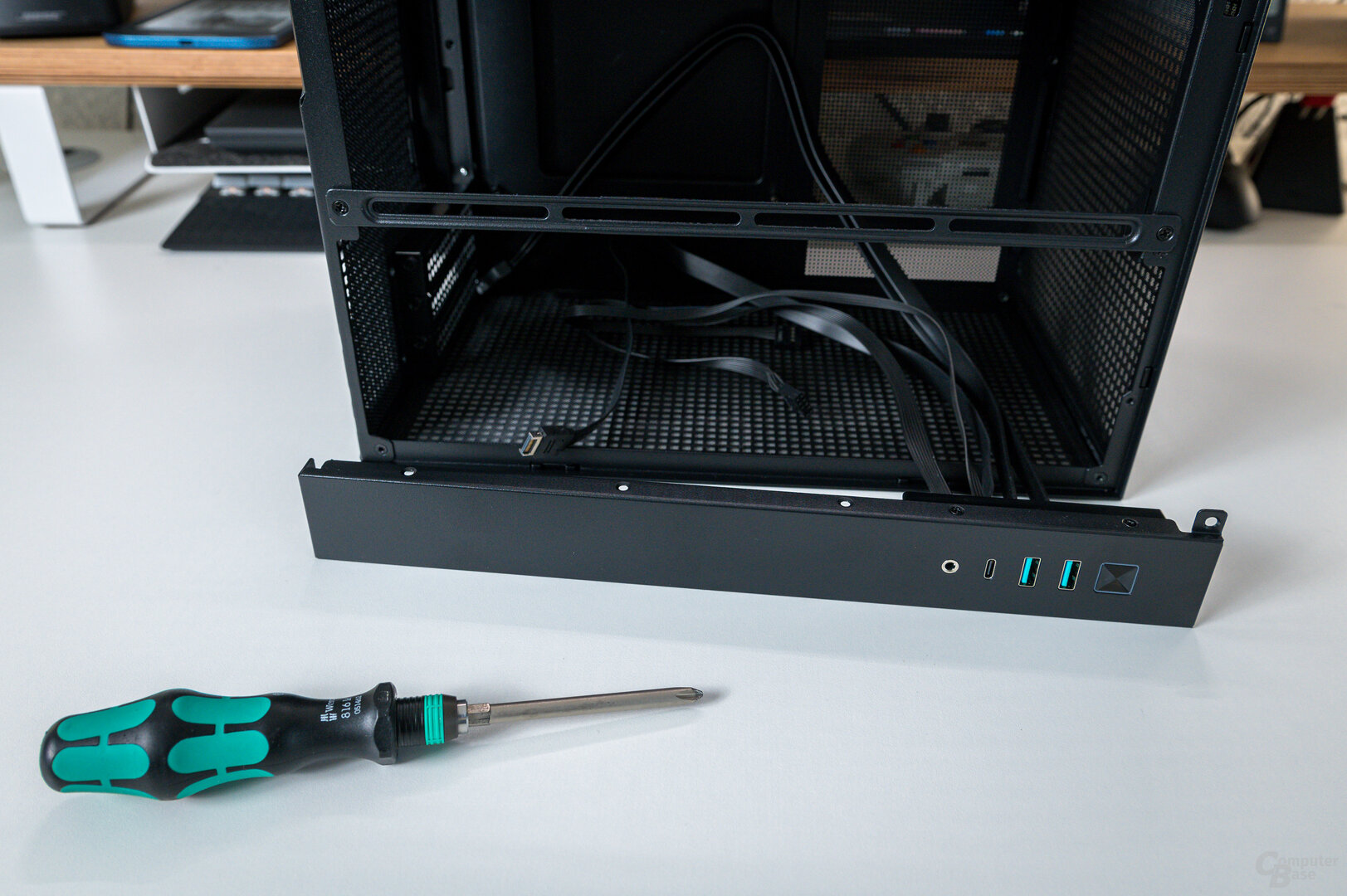 DeepCool CH170 Digital im Test: I/O Blende kann demontiert werden