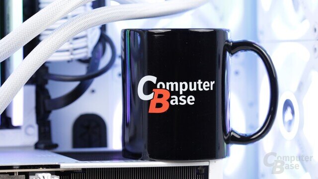 Generatives Löschen: CB-Tasse im Original