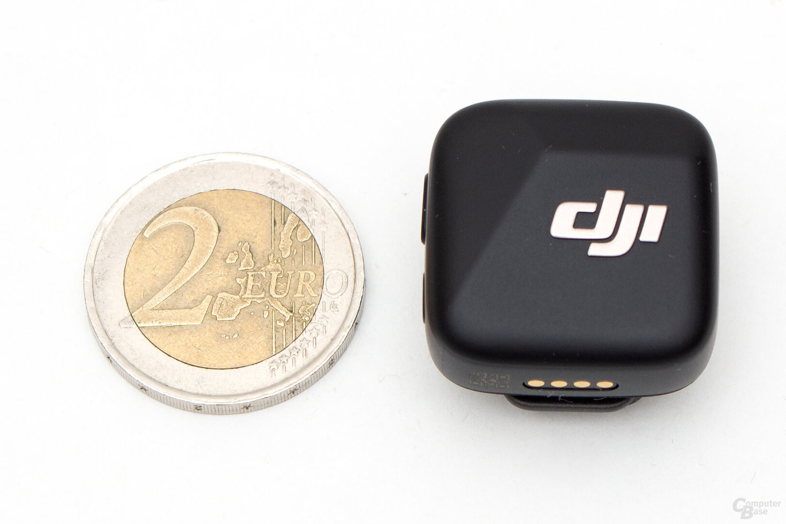 Das DJI Mic Mini – so groß und so leicht wie ein Zwei-Euro-Stück