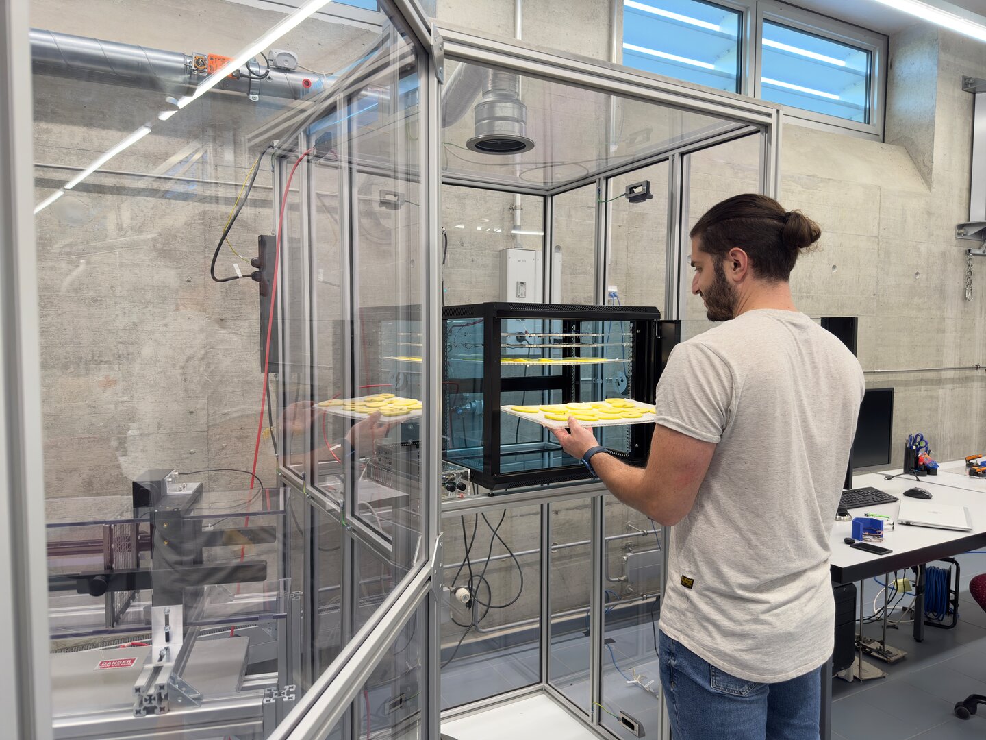 Der patentierte Luftstromverstärker des Empa-Spin-offs „Ionic Wind Technologies“ beschleunigt Ionenwind viel stärker als bisher