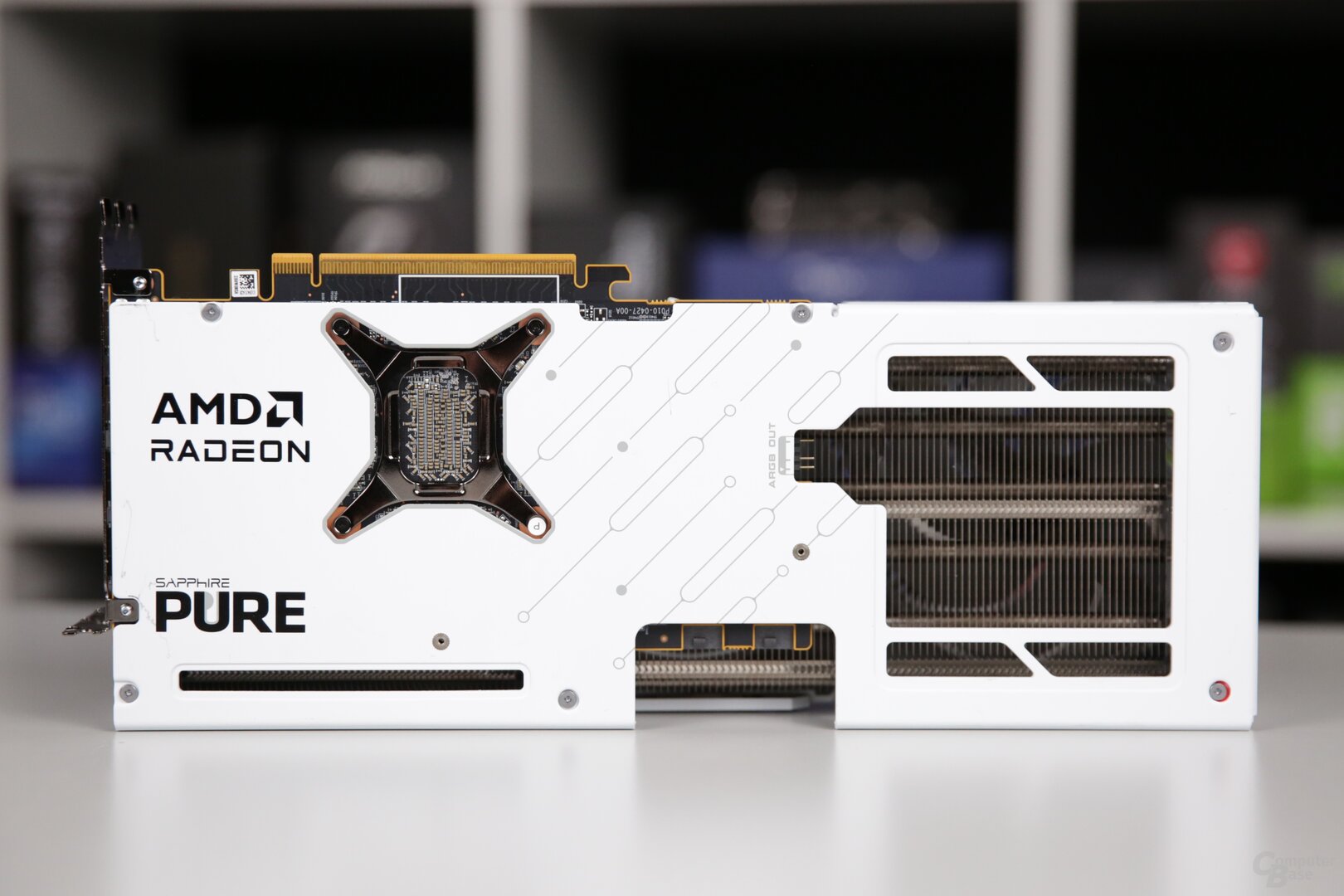 AMD Radeon RX 9070 XT Custom Designs Im Test Sapphire Radeon RX 9070 