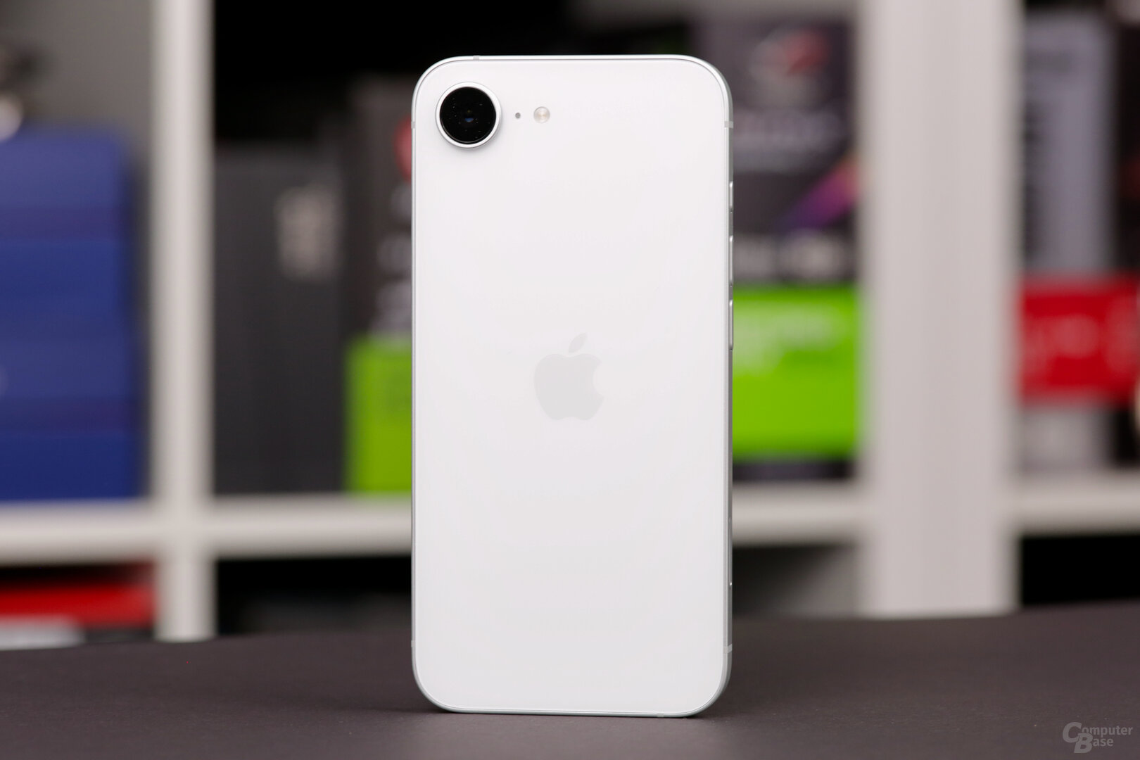 Weiß ist neben Schwarz die einzige Farbe