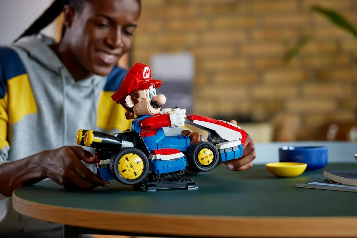 Mario Kart – Mario & Standard Kart (72037) von Lego
