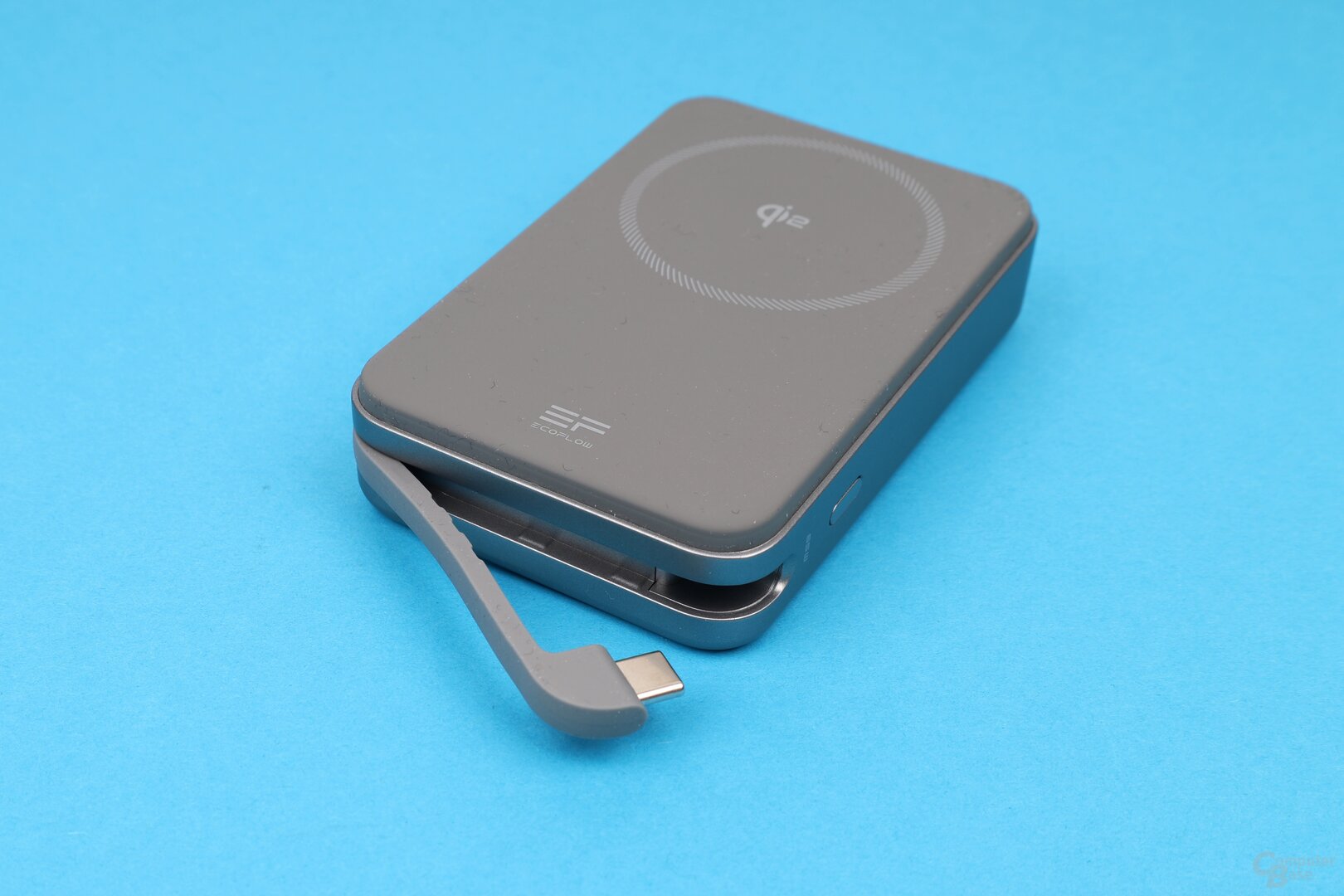 Integriertes USB-C-Kabel der EcoFlow Rapid 10.000 mAh zum Laden und Entladen