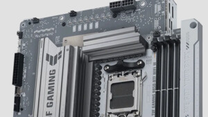 Asus TUF Gaming B850-BTF: Versteckte Anschlüsse gibt es nun auch für AMD Ryzen