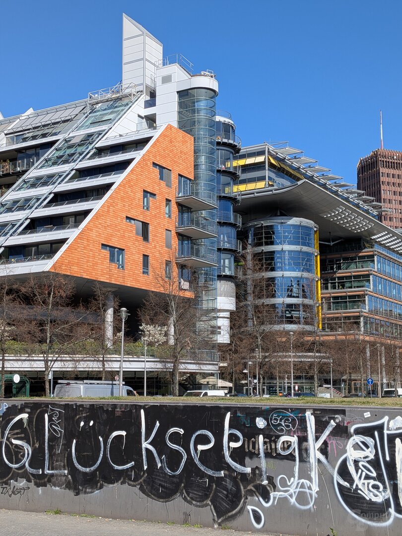 Pixel 9a – Weitwinkel 2x Zoom (f/1.7, ISO 27, 1/1560 s)