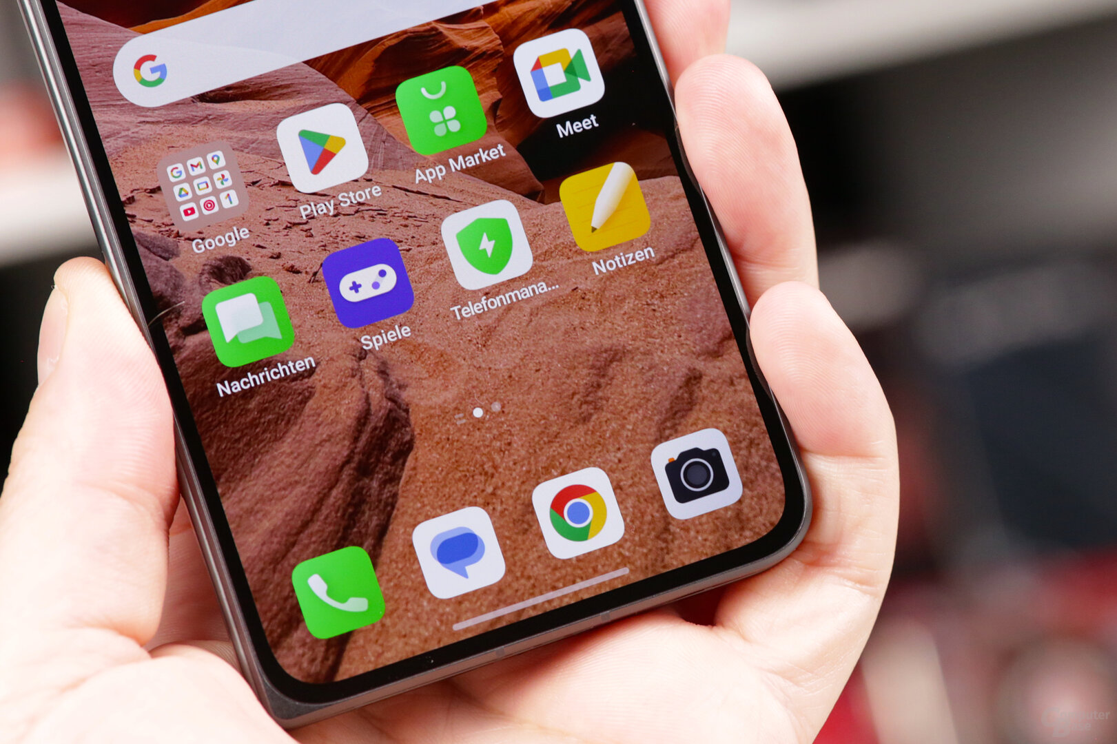 Gleichmäßige Einfassung des OLED-Panels