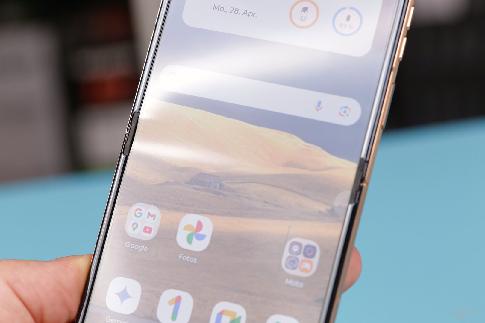 Motorola reduziert Falz auf ein Minimum