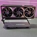 ROG XG Station 3 mit TB5: Asus macht Desktop-Grafikkarten per PSU-Sockel zu eGPUs