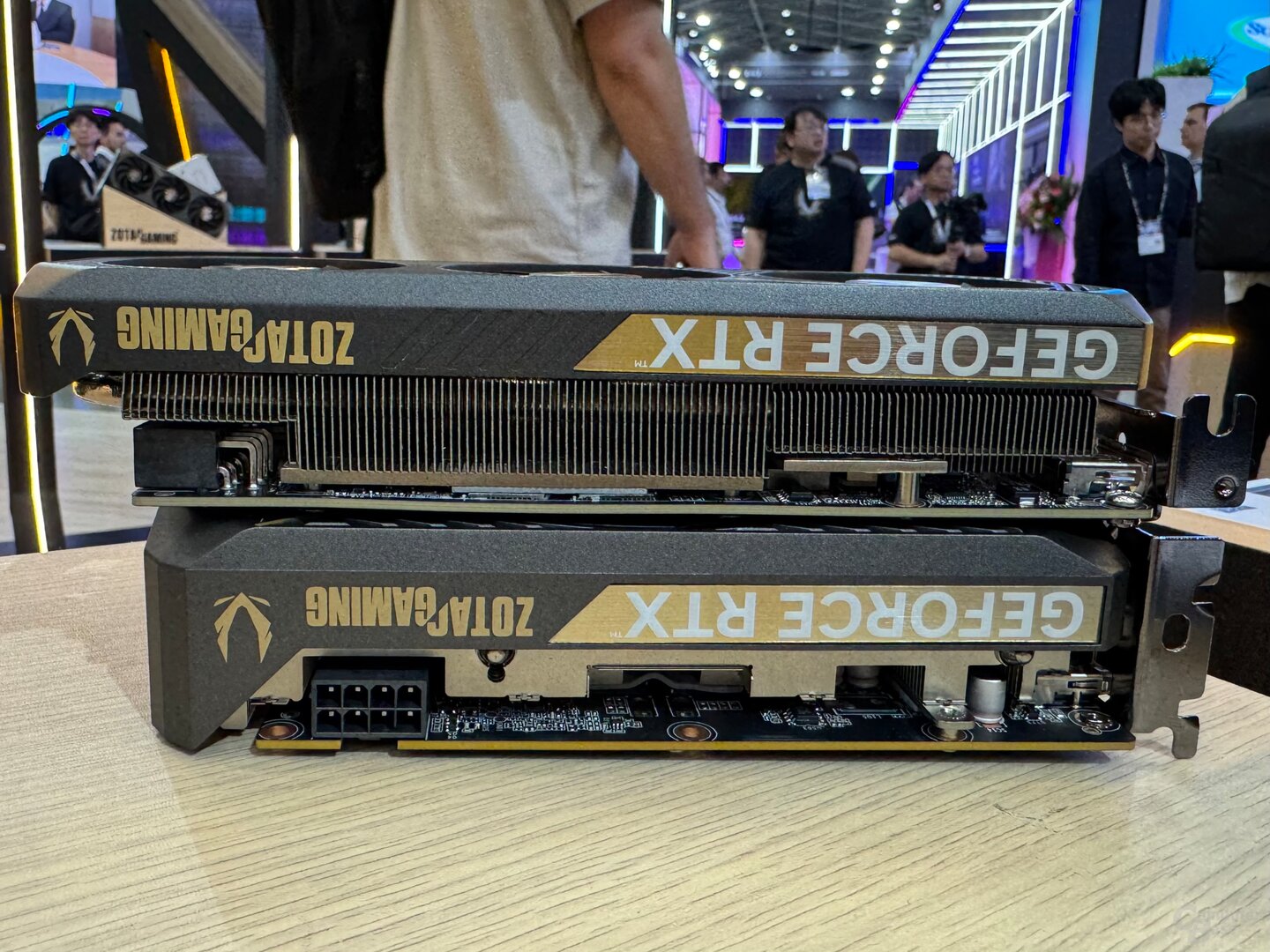 Zotac GeForce RTX 5060 Low Profile und Solo im Vergleich
