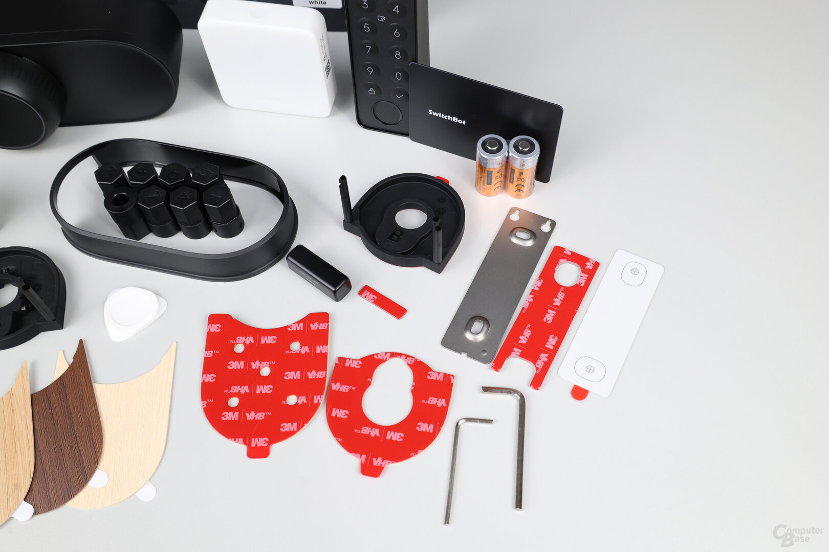 Montagematerial für das Lock Ultra und Keypad Touch