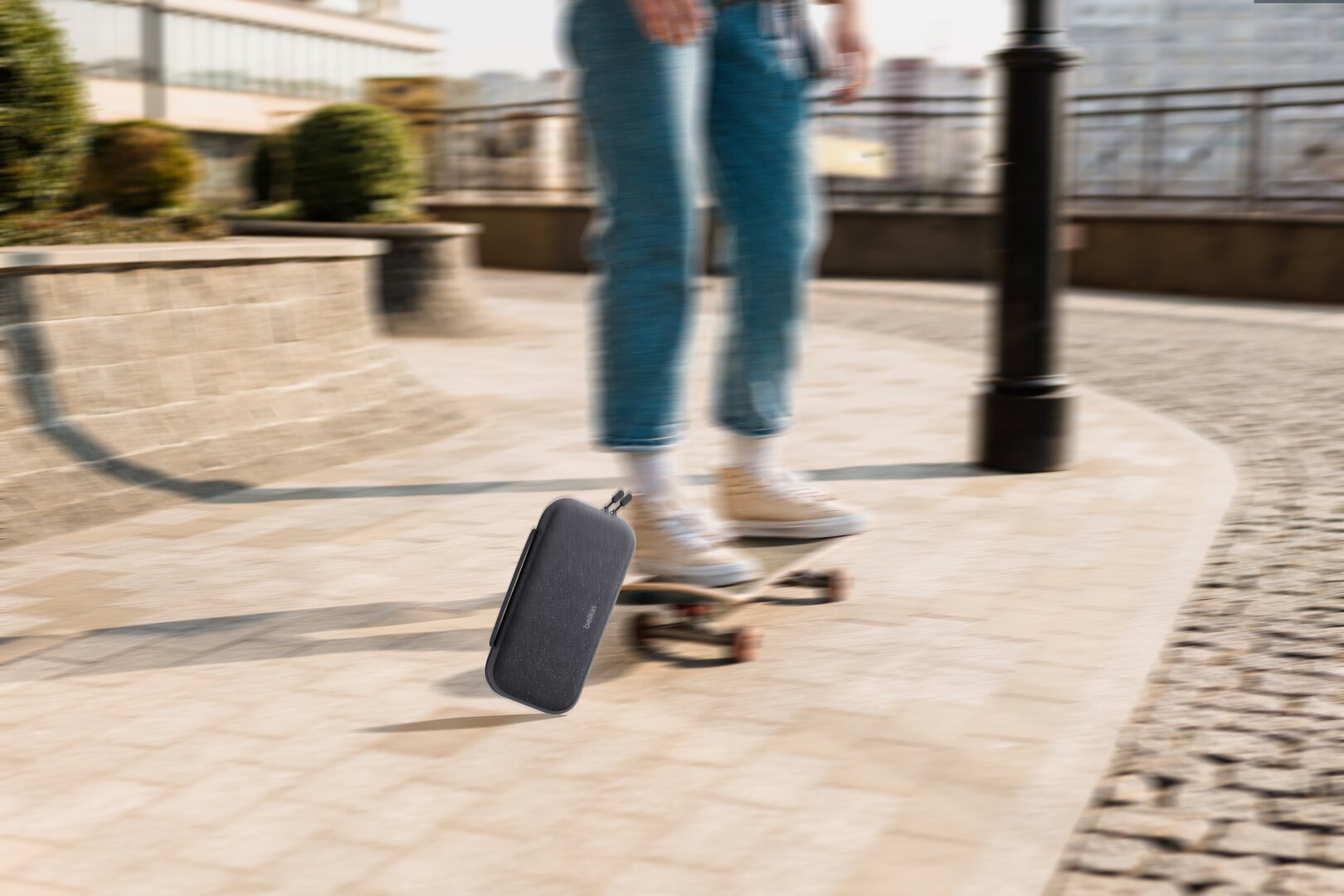 Belkin Tasche mit Powerbank für Nintendo Switch 2