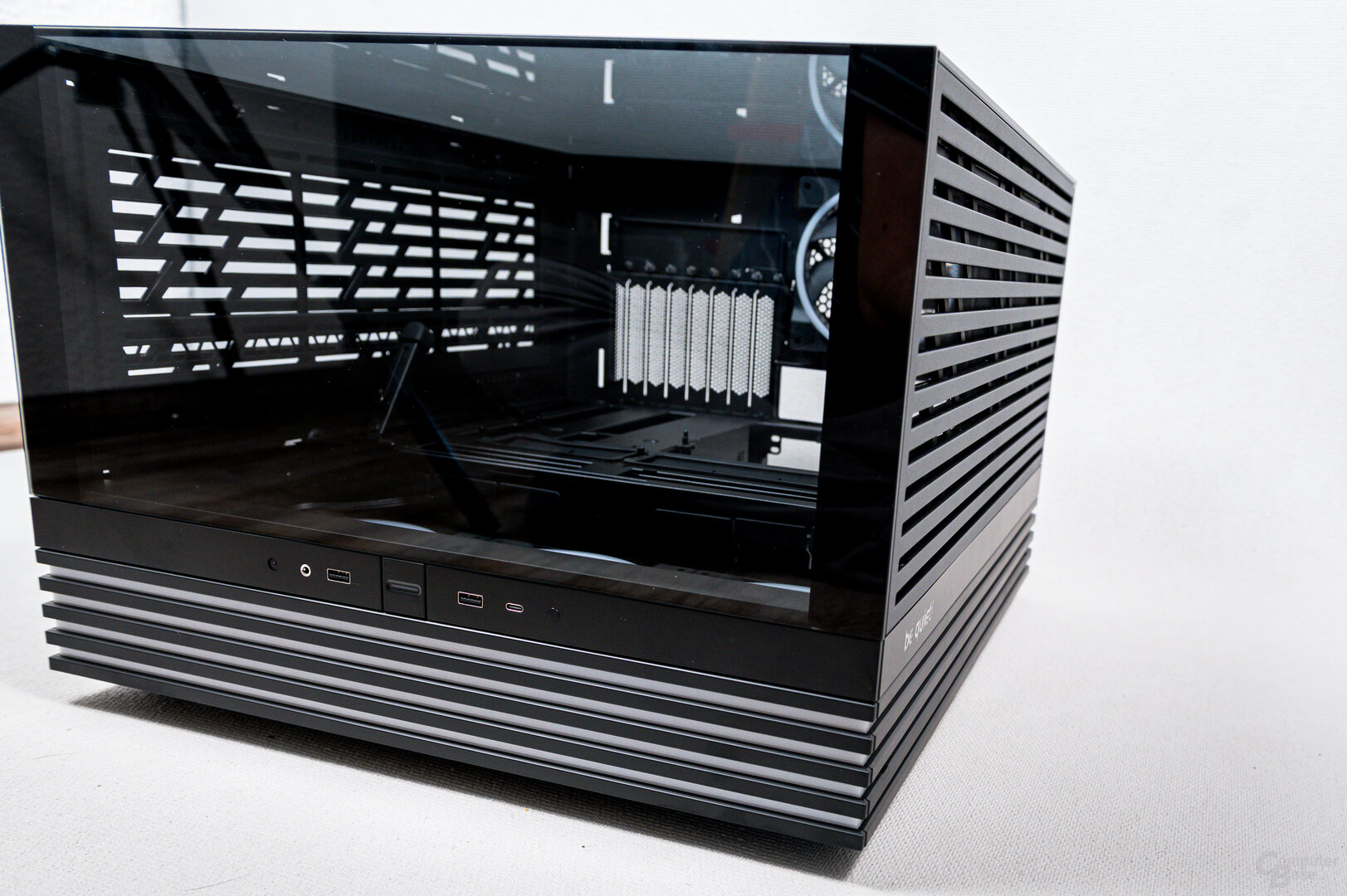 be quiet! Light Base 900 FX im Test