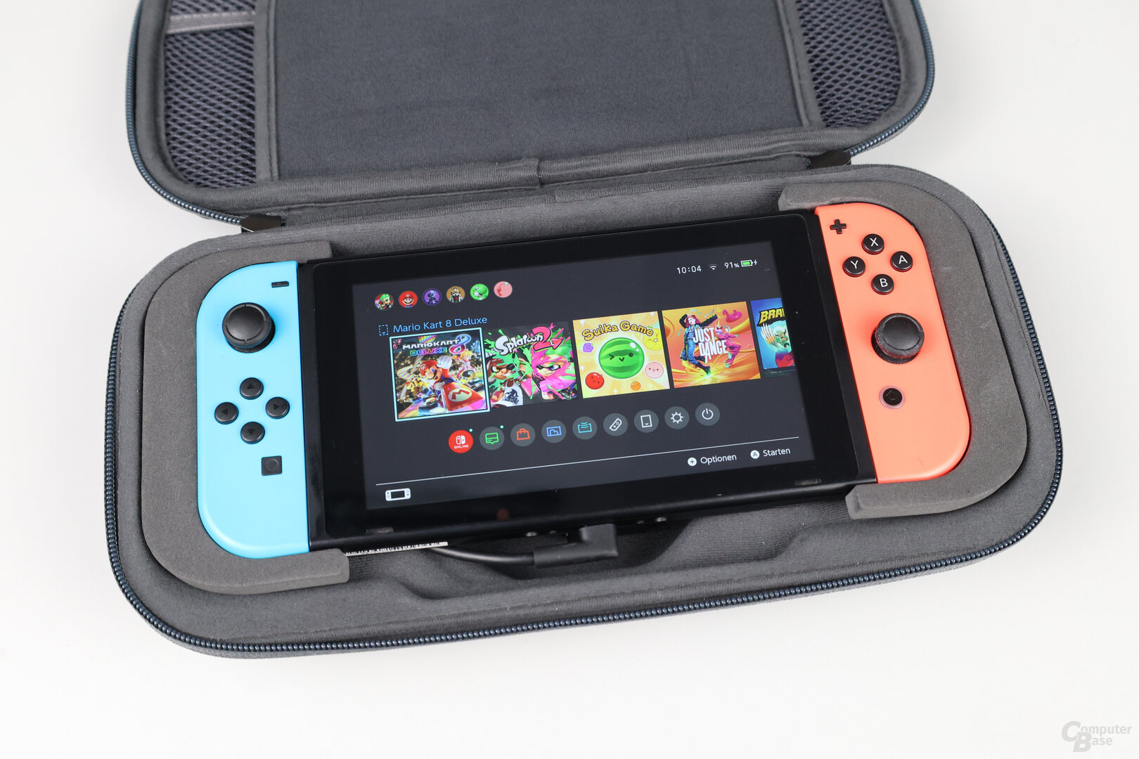 Tasche mit Powerbank mit Adaptern und Switch 1