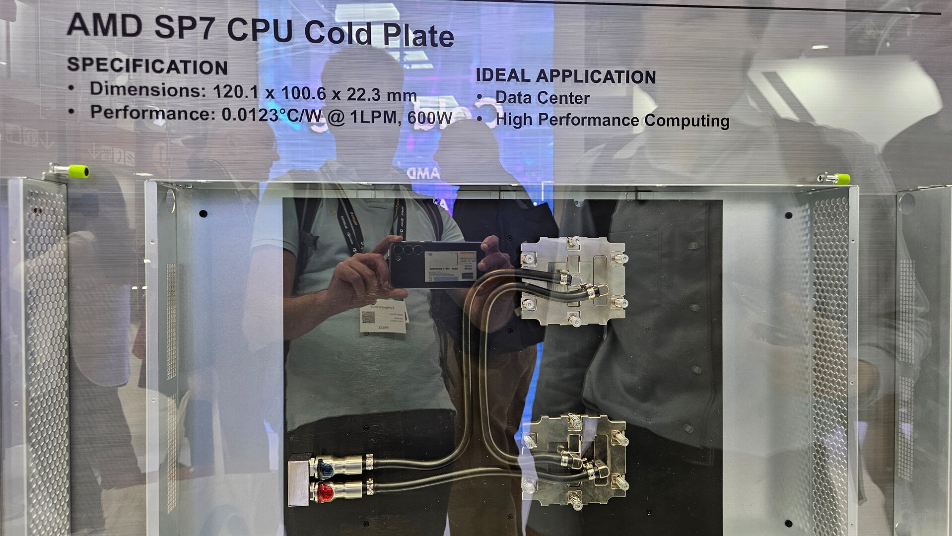 Cold Plate für AMDs Sockel SP7 und 600 Watt auf der Computex 2025