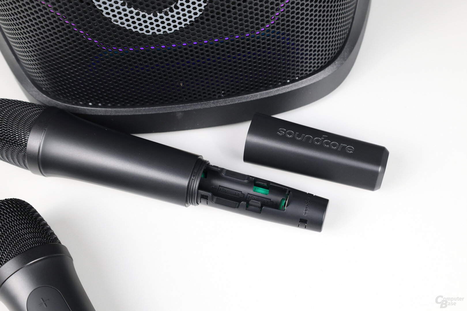 Die Mikrofone des Soundcore Rave 3S
