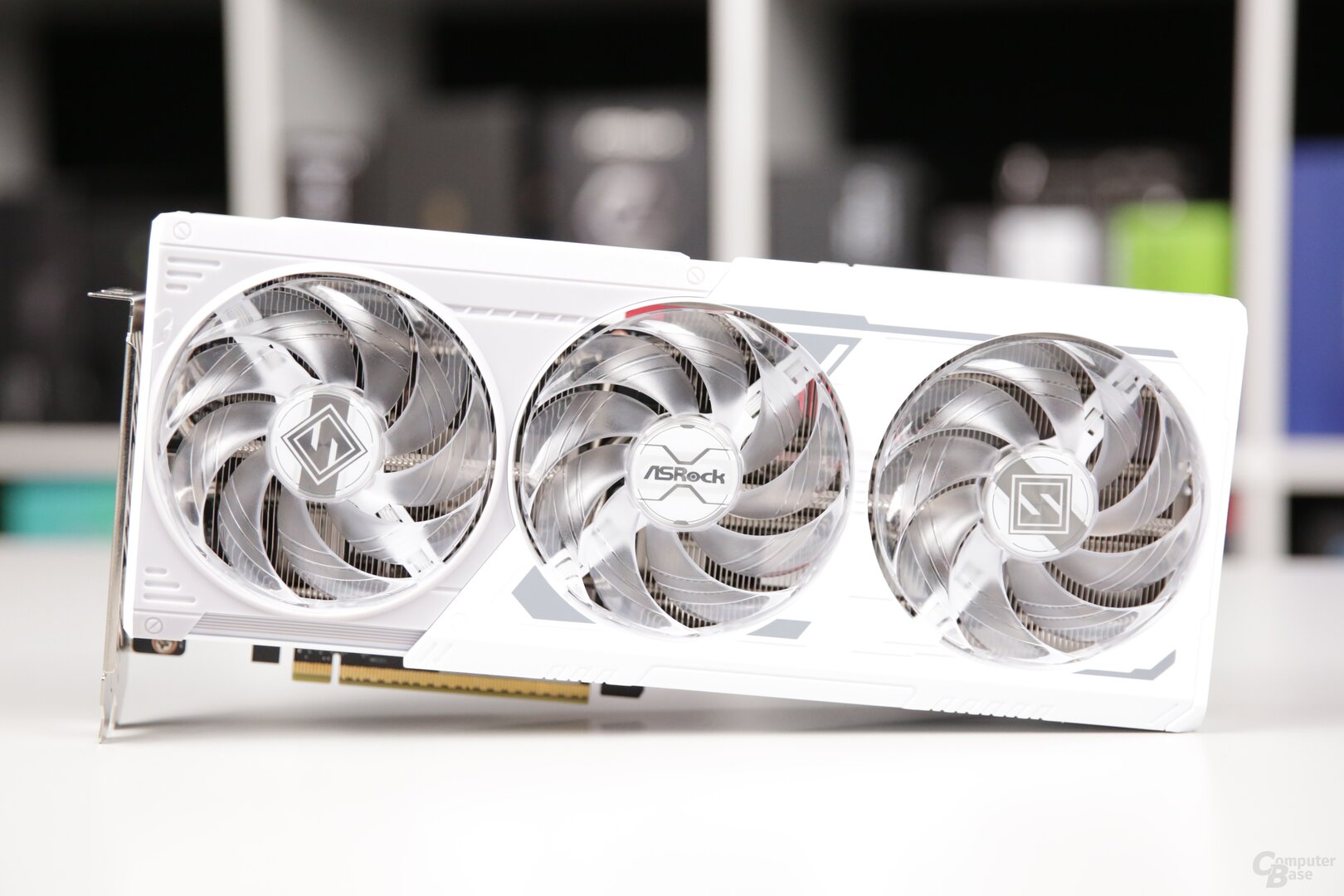 Die ASRock Radeon RX 9060 XT 16 GB Steel Legend im Test