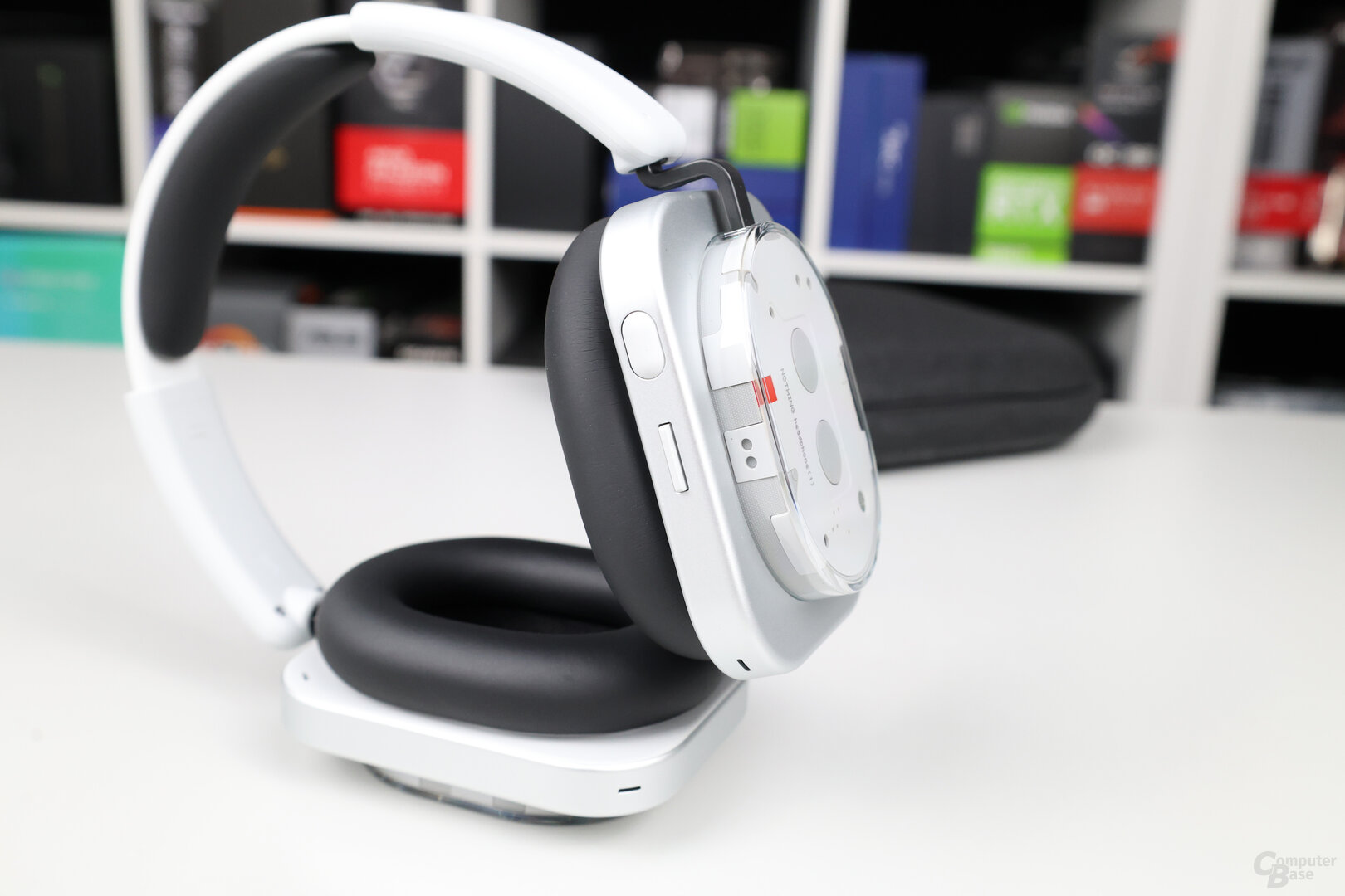 Nothing Headphone (1)