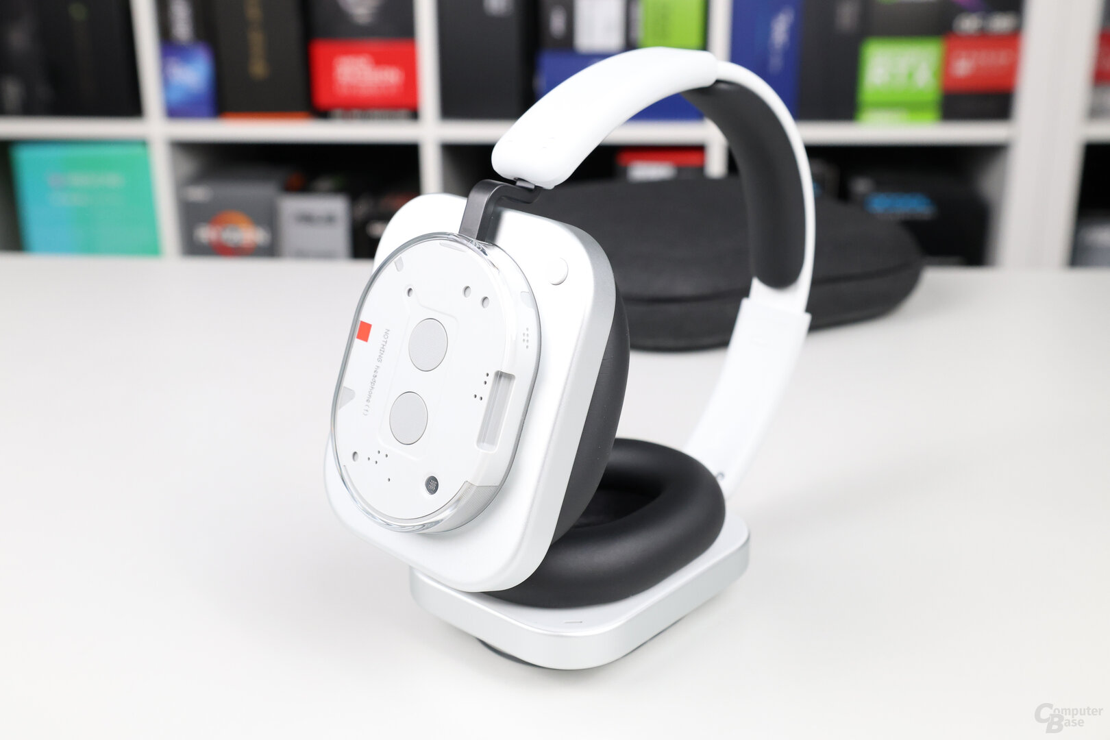 Nothing Headphone (1)