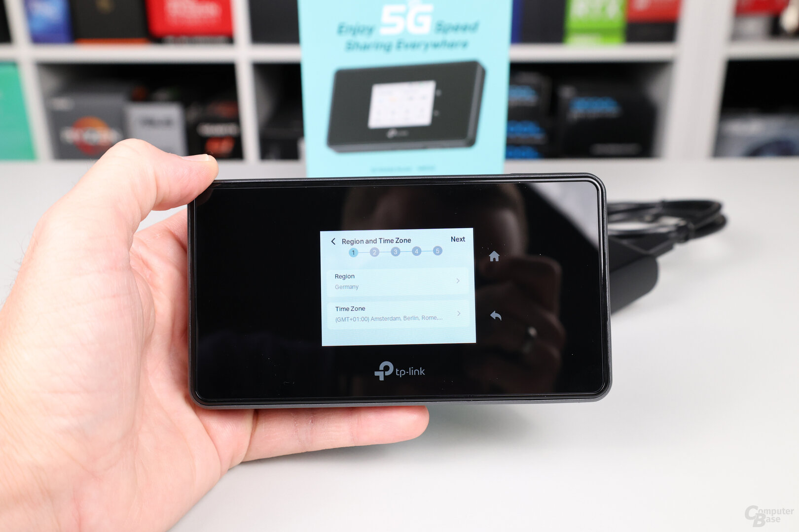 Ersteinrichtung des TP-Link M8550 über den Touchscreen