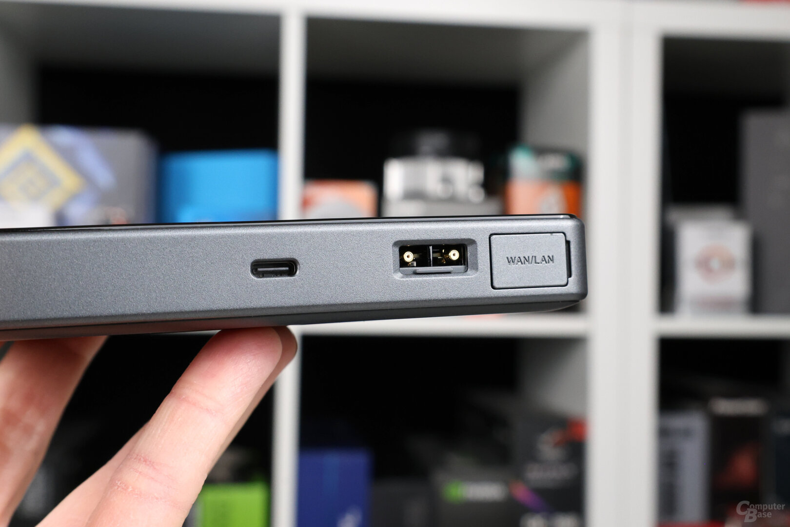 Der TP-Link M8550 bietet zwei TS-9-Antennenanschlüsse