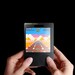 GamerCard auf Pi-Basis: Retro-Handheld in Geschenk­karten­größe vom Sinclair-Neffen