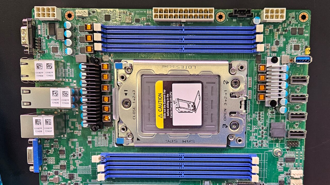 Kurz angemerkt: Nein, AMD hat noch keine 50 Prozent Marktanteil bei Server-CPUs
