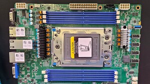 Kurz angemerkt: Nein, AMD hat noch keine 50 Prozent Marktanteil bei Server-CPUs