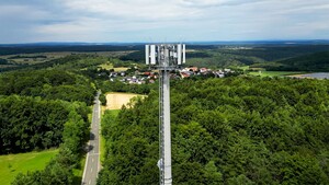 Ultra-Kapazitätsnetz: Telekom verdichtet Mobil­funk­netz um 100 neue Standorte