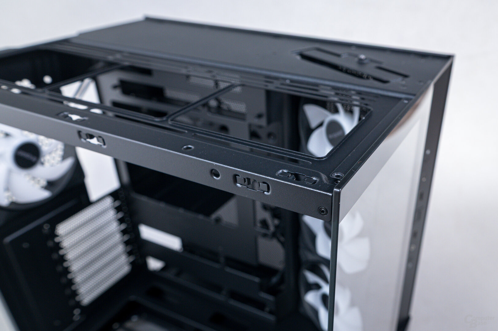 be quiet! Light Base 500 LX im Test