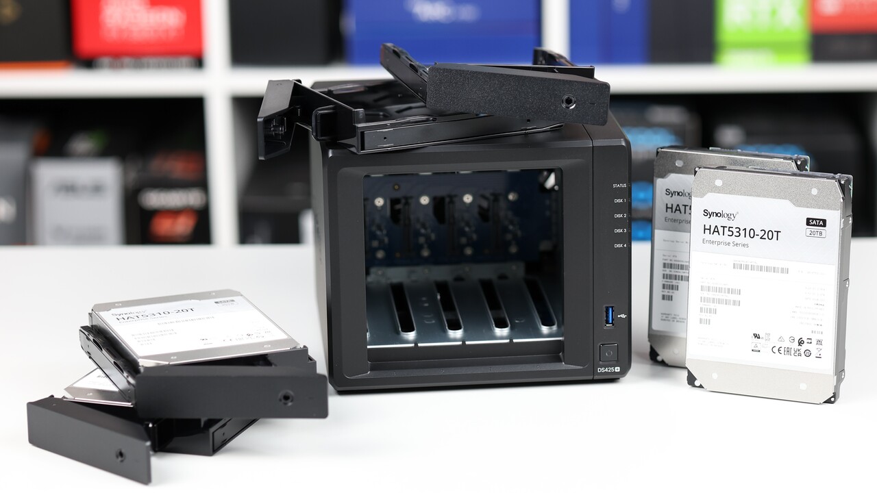 Synology DS425+ im Test: Mit DSM 7.3 kehrt die freie HDD-Wahl im NAS zurück
