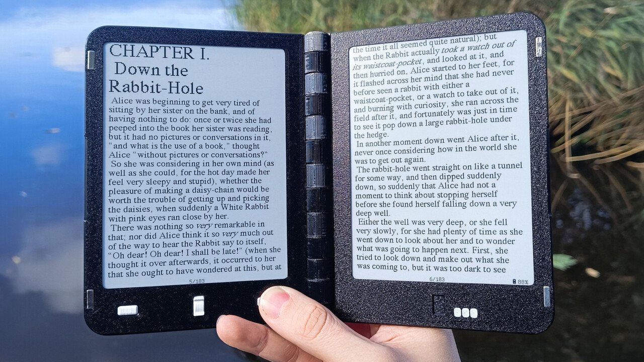 Crowdfunding startet demnächst: Offener E-Book-Reader Diptyx kommt mit zwei Bildschirmen Crowdfunding startet demnächst: Offener E-Book-Reader Diptyx kommt mit zwei Bildschirmen