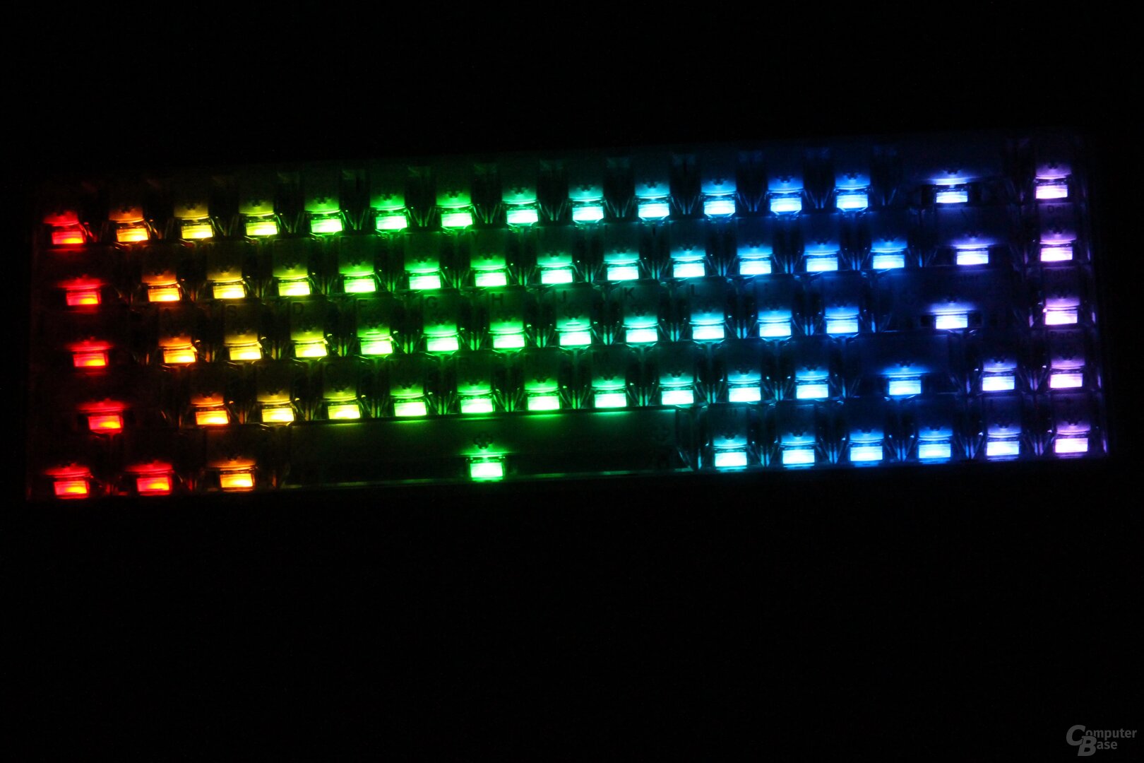 Tasten werden sichtbar nur unten angeleuchtet