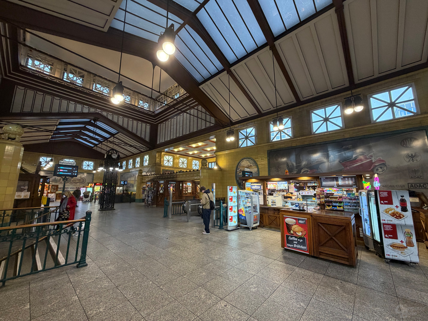 iPhone 17 Pro Max – Ultraweitwinkel (f/2.2, ISO 200, 1/50 s)