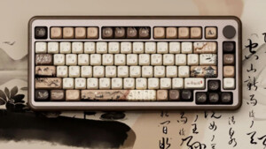 Akko MU01 & MU02: Holztastatur mit cremigem Klang in zwei Größen