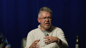 Nach Siri-Fiasko: Microsofts KI-Chefentwickler wird Apples KI-Chef