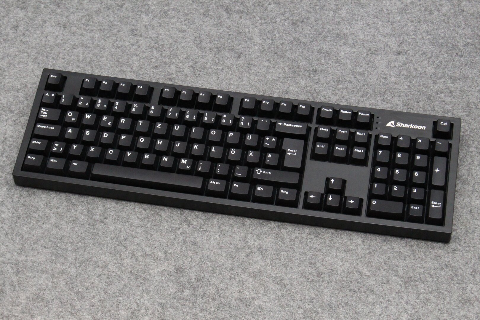 Auf den ersten Blick wirkt die KB70W wie „die“ Tastatur