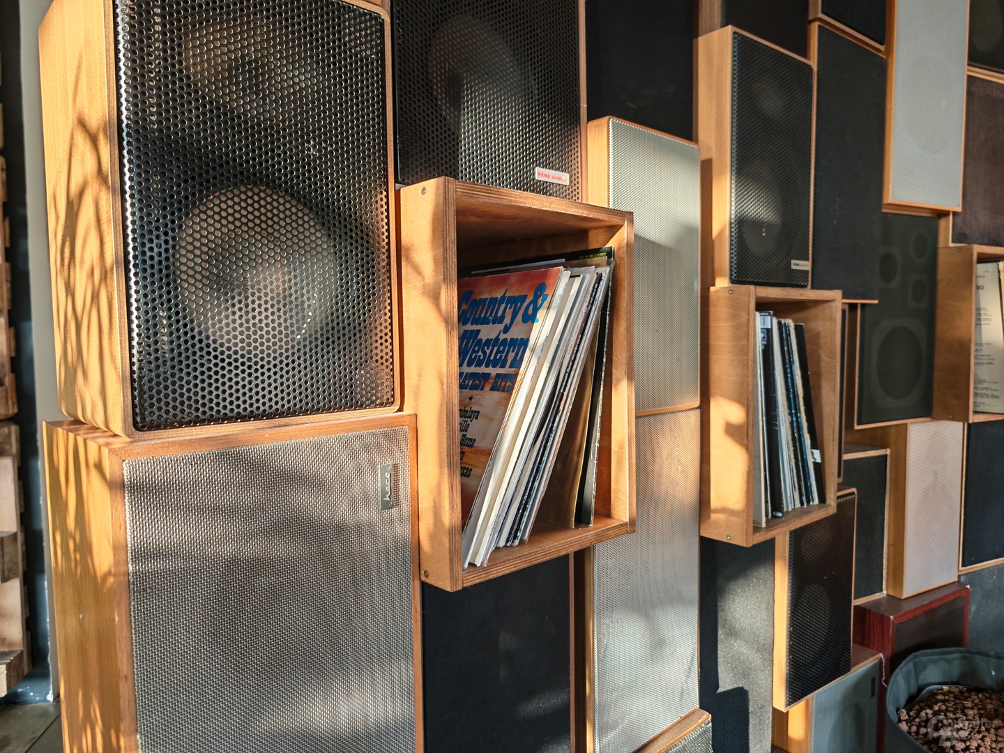 Honor Magic 8 Pro (f/1.6, ISO 250, 1/50 s)